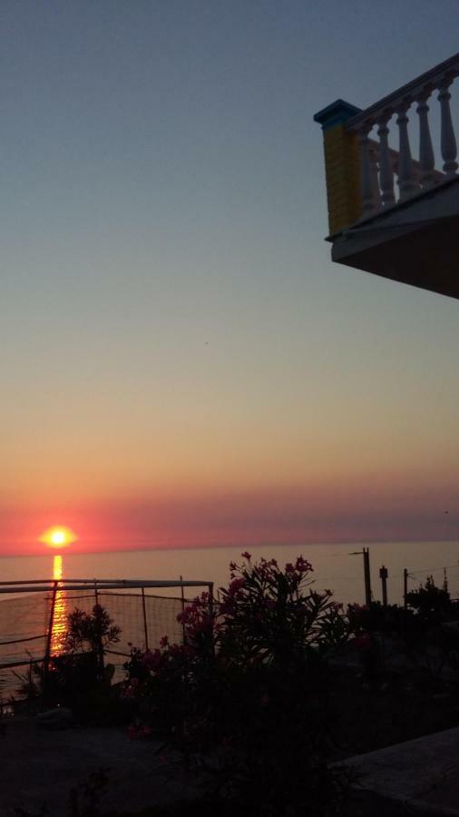 Margarita & Filippos Apartments Corfu Paramonas  المظهر الخارجي الصورة