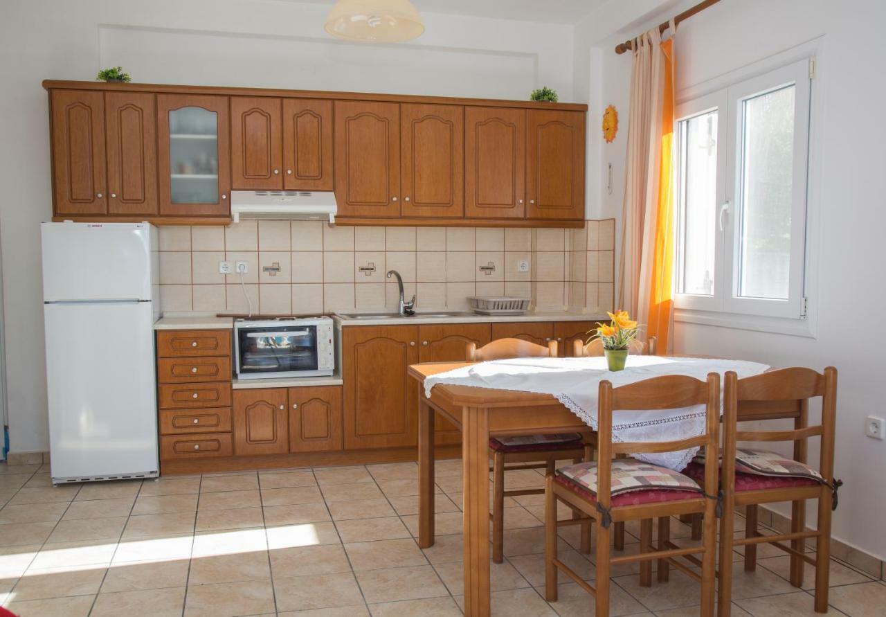 Margarita & Filippos Apartments Corfu Paramonas  المظهر الخارجي الصورة